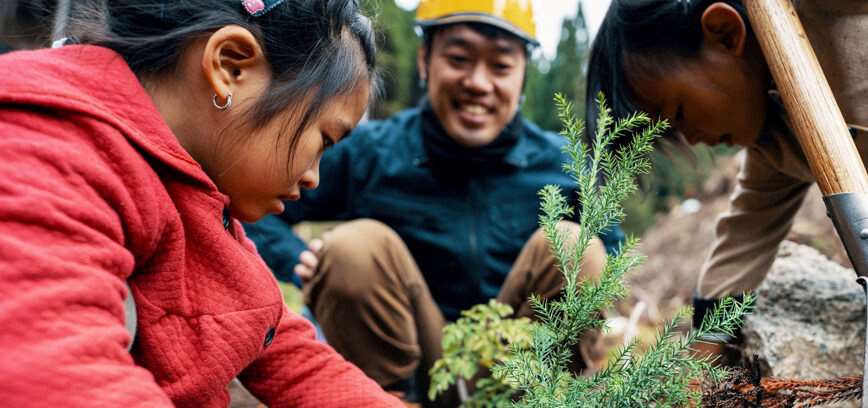 One way of empowering employees to volunteer