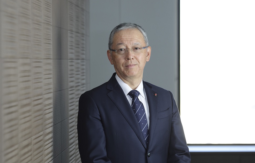 写真　代表取締役社長